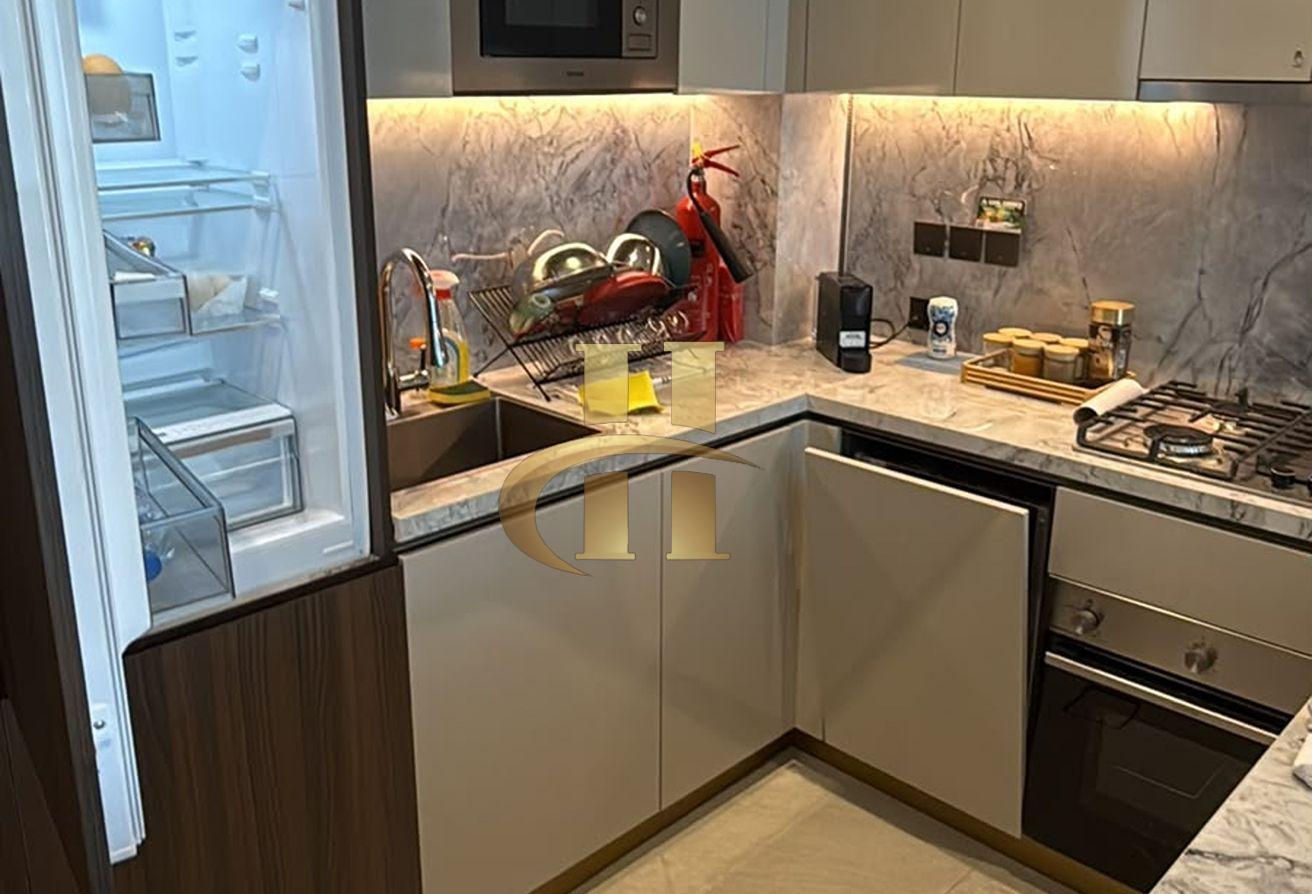 Fully furnished | Elegant | Spacious | Modern photo 4