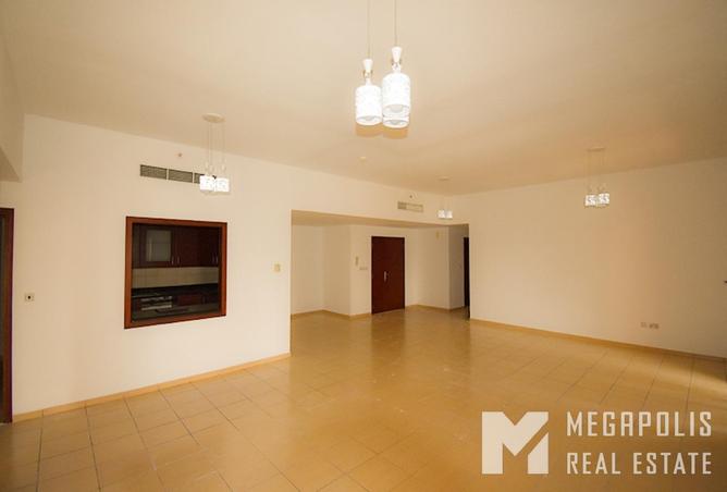 75998605 - Property Image 2