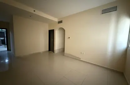 شقة - غرفة نوم - 2 حمامات للايجار في شارع التعاون الجديد - التعاون - الشارقة