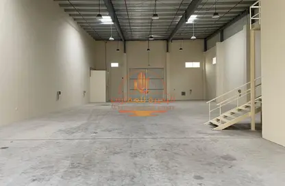 Warehouse - Studio - 1 Bathroom for rent in Umm Al Thuoob - Umm Al Quwain