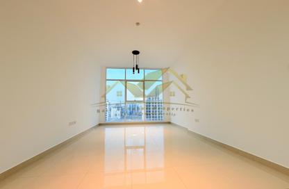 Apartment - 1 Bedroom - 2 Bathrooms for rent in Jumeirah Garden City - Al Satwa - Dubai