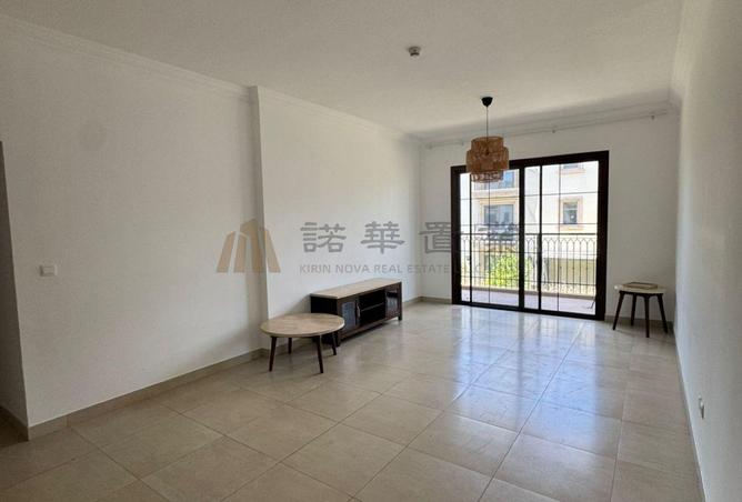 98696582 - Property Image 2