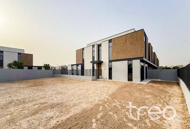 94019517 - Property Main Image