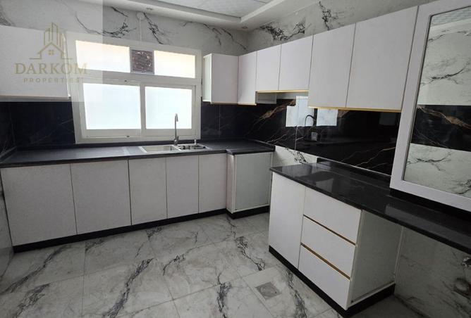 90082176 - Property Image 3