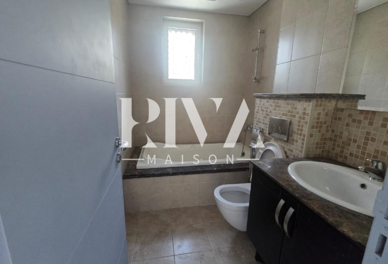 Corner Plot | 3BR Regional Villa | Jumeirah Park photo 22