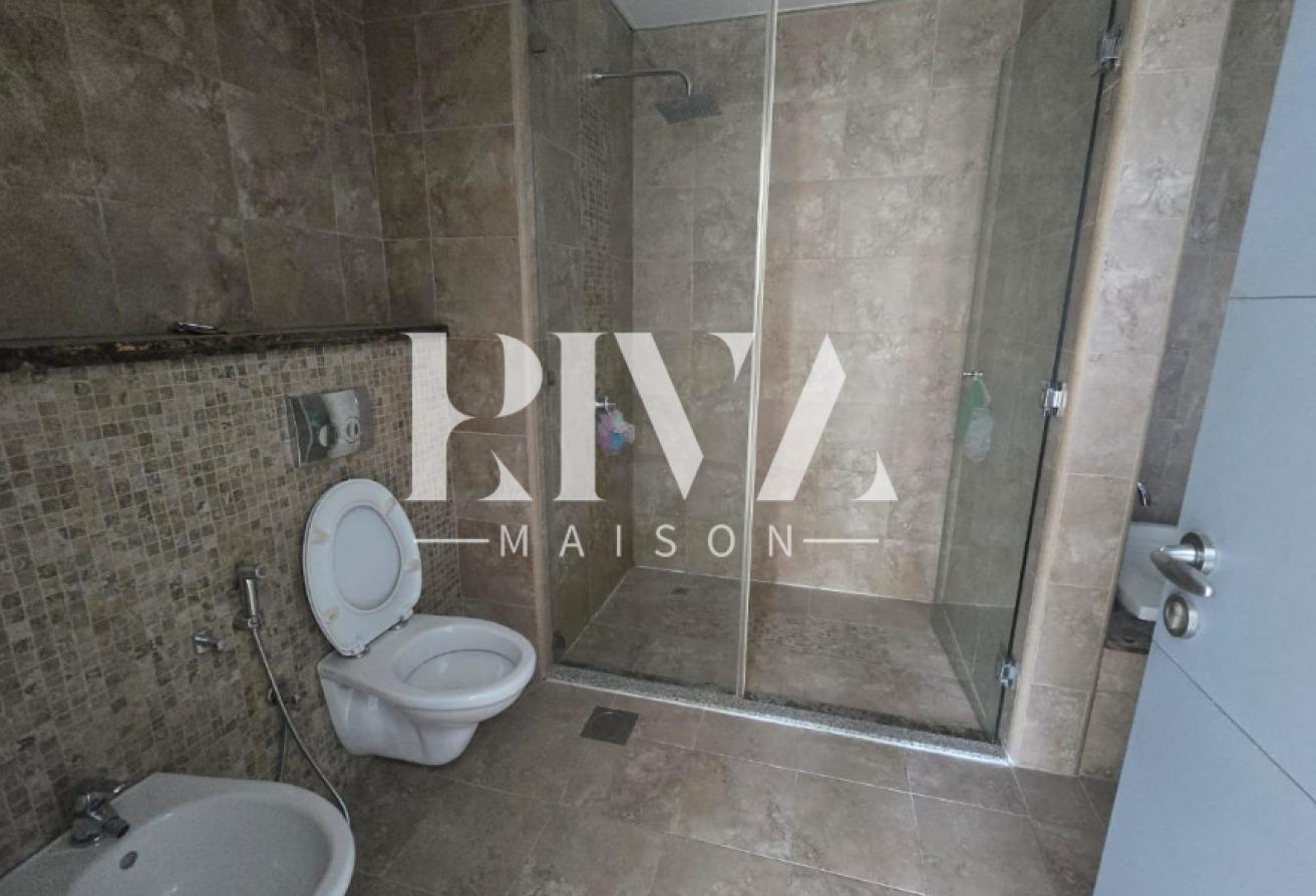 Corner Plot | 3BR Regional Villa | Jumeirah Park photo 26