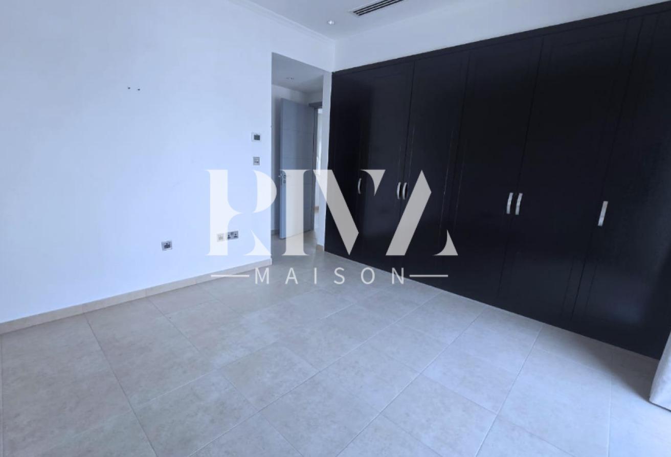 Corner Plot | 3BR Regional Villa | Jumeirah Park photo 5