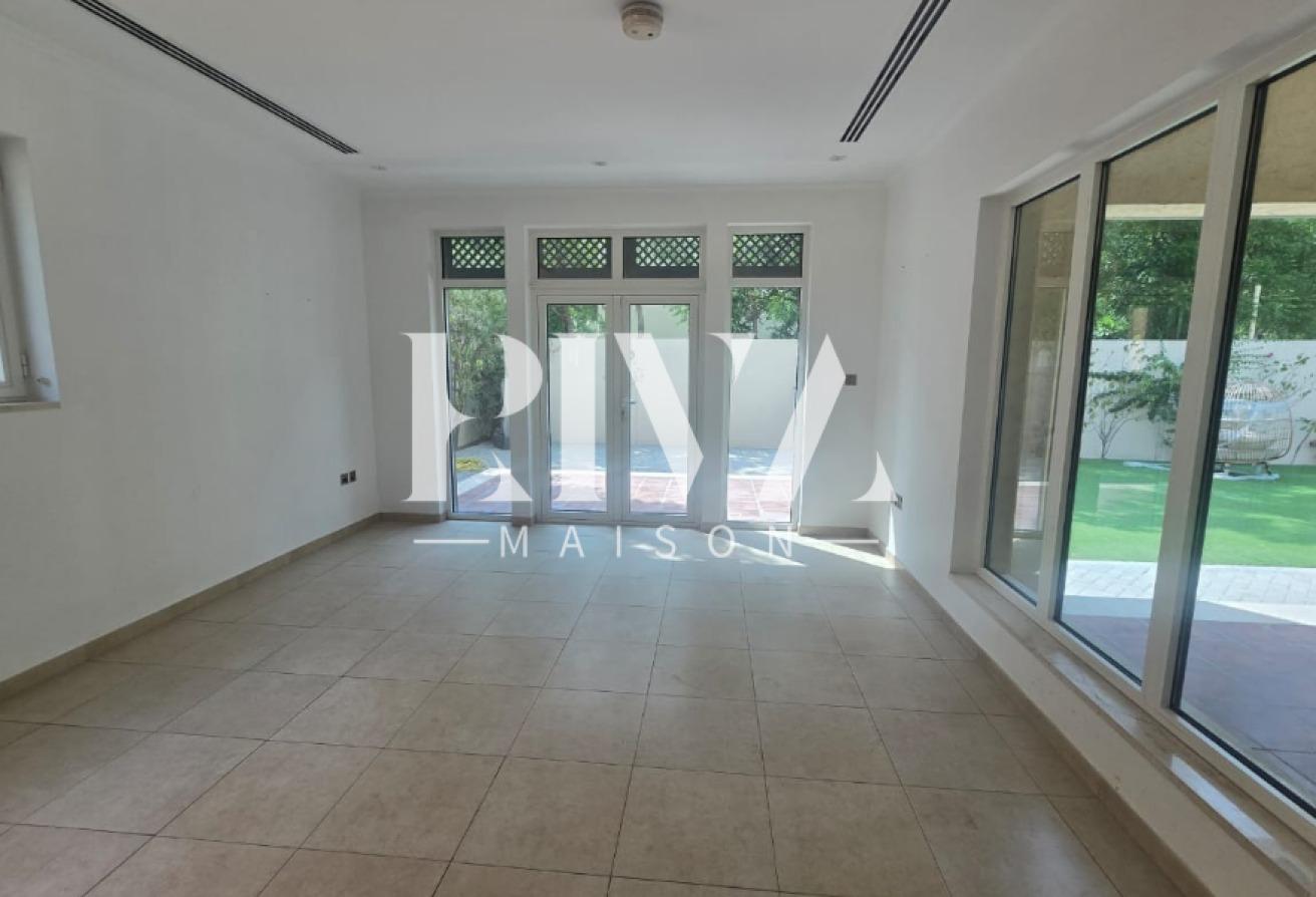 Corner Plot | 3BR Regional Villa | Jumeirah Park photo 6