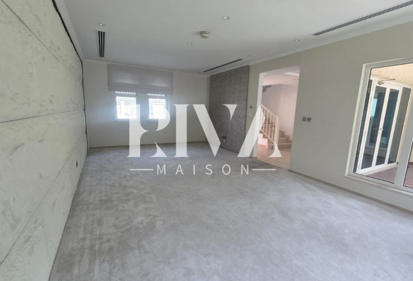Corner Plot | 3BR Regional Villa | Jumeirah Park photo 7