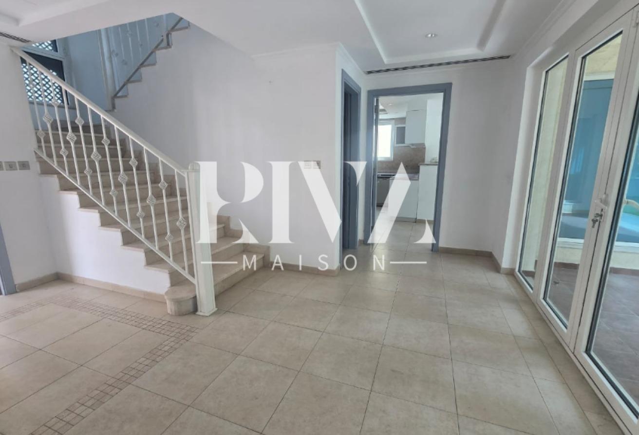 Corner Plot | 3BR Regional Villa | Jumeirah Park photo 14