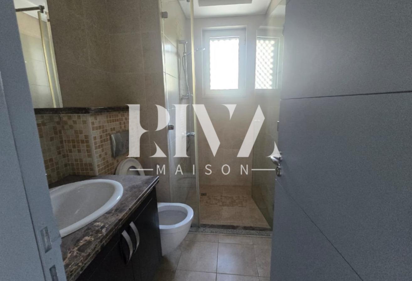 Corner Plot | 3BR Regional Villa | Jumeirah Park photo 24
