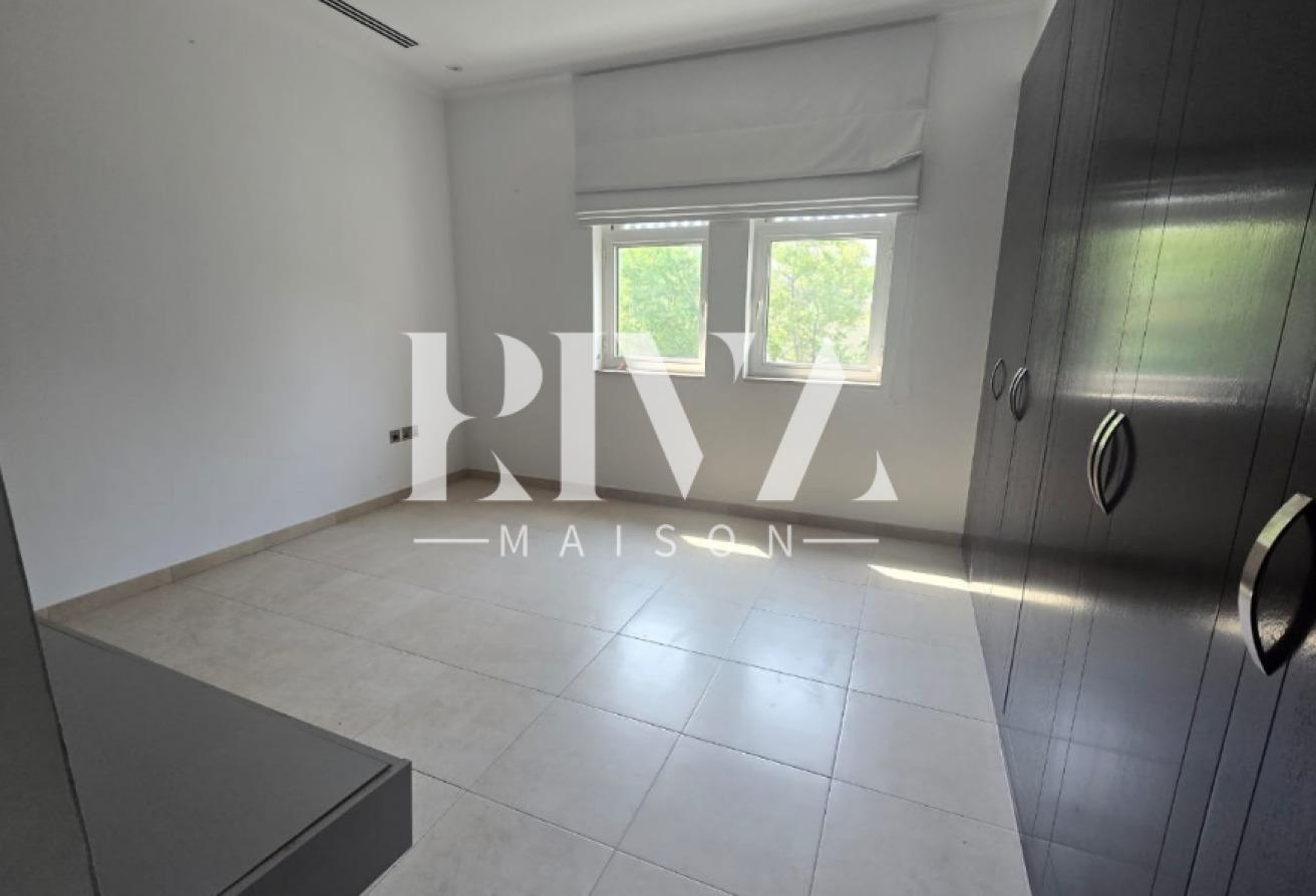Corner Plot | 3BR Regional Villa | Jumeirah Park photo 11