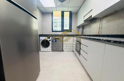 Apartment - 1 Bedroom - 2 Bathrooms for rent in Jumeirah Garden City - Al Satwa - Dubai