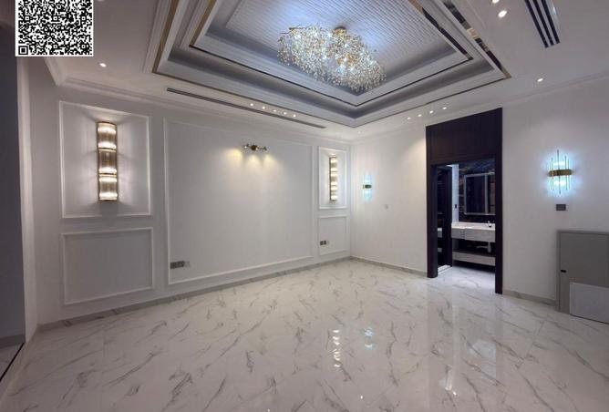 72305230 - Property Image 3