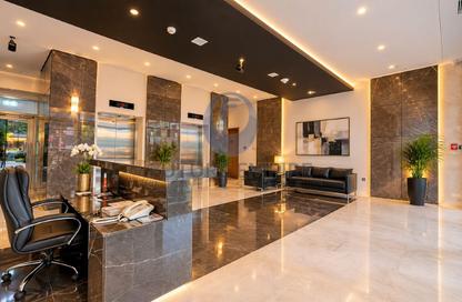 Apartment - 2 - 2 for rent in Al Fahad 9 Building - Jumeirah Garden City - Al Satwa - Dubai