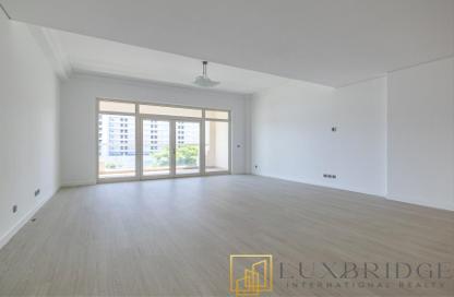 Apartment - 1 Bedroom - 2 Bathrooms for sale in Al Basri - Shoreline Apartments - Palm Jumeirah - Dubai