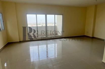 Apartment - 3 Bedrooms - 4 Bathrooms for rent in Tower 27 - Al Reef Downtown - Al Reef - Abu Dhabi