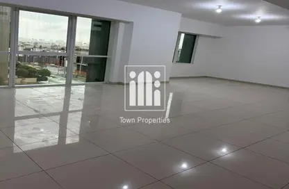 شقة - 2 غرف نوم - 3 حمامات للايجار في B2 برج - مارينا سكوير - جزيرة الريم - أبوظبي