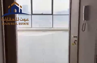 شقة - غرفة نوم - 2 حمامات للبيع في برج لا بلاج - الممزر - الشارقة - الشارقة