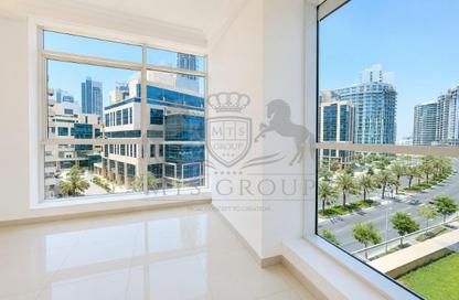 Apartment - 2 - 3 for rent in Majestic Tower - Al Abraj street - Business Bay - Dubai