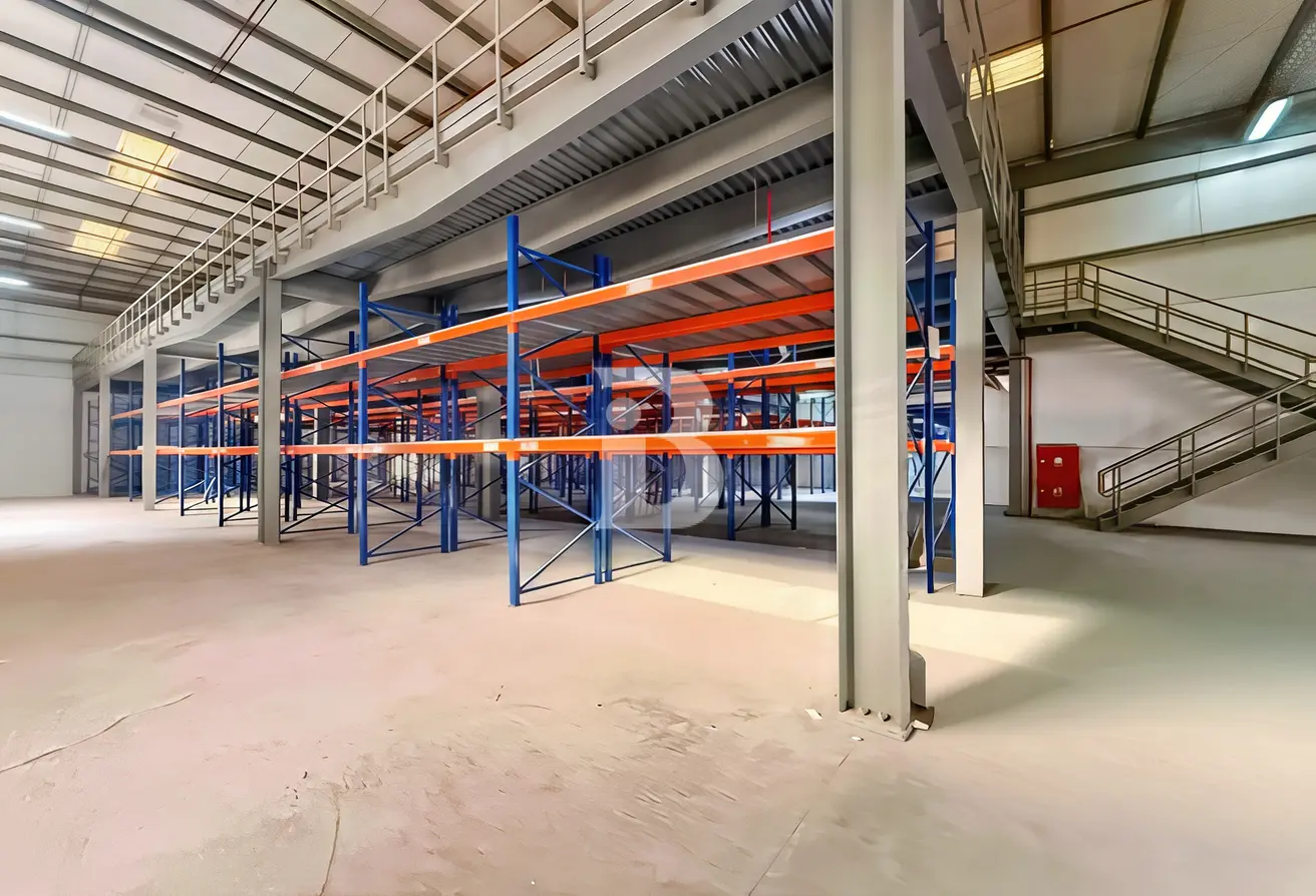 166066119 - Property Main Image