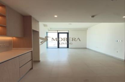 Apartment - 1 - 1 for rent in Golf Heights - The Views - Dubai