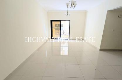 Apartment - 1 - 2 for rent in Muwaileh 29 Building - Muwaileh - Sharjah