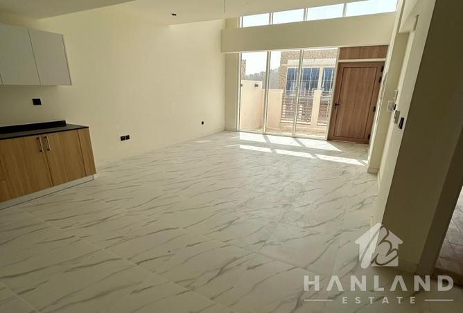 141920375 - Property Image 2