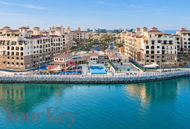 Luxury 2BR+M in Groves | Panoramic Sea View