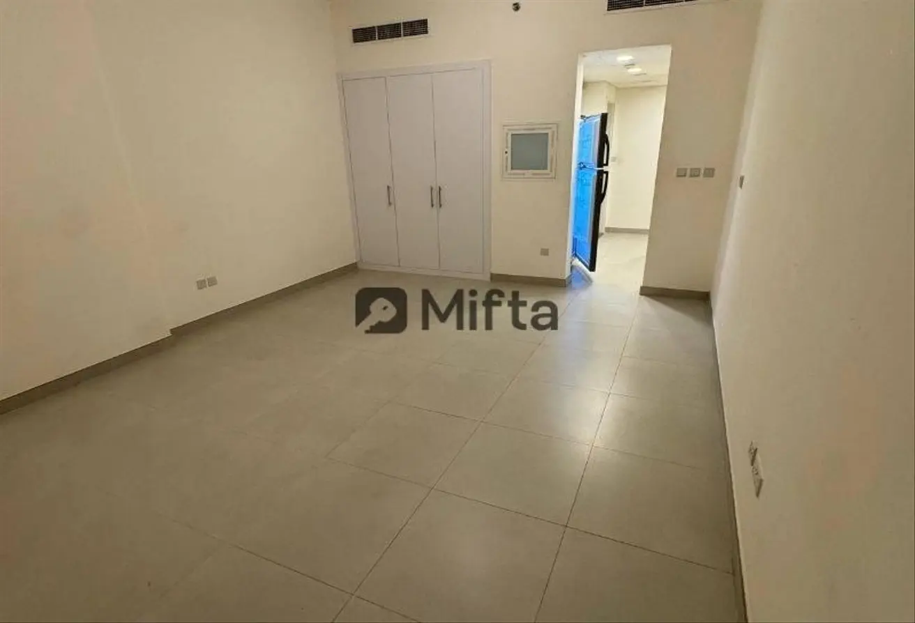 102013532 - Property Main Image
