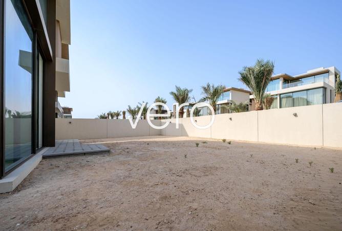 99983558 - صورة العقار 2