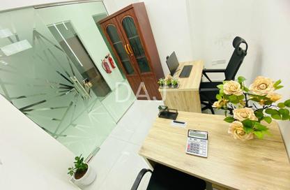 Office Space - Studio - 1 Bathroom for rent in Red Avenue - Al Garhoud - Dubai