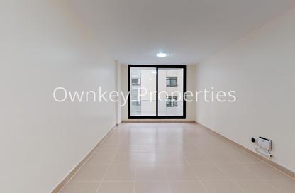 Apartment - Studio - 1 Bathroom for rent in Golden Sands 6 - Al Mankhool - Bur Dubai - Dubai