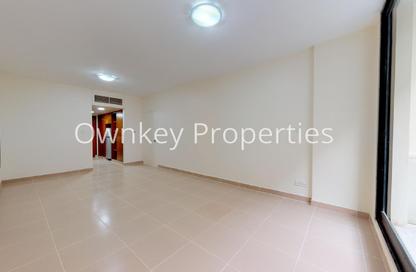 Apartment - Studio - 1 Bathroom for rent in Golden Sands 6 - Al Mankhool - Bur Dubai - Dubai