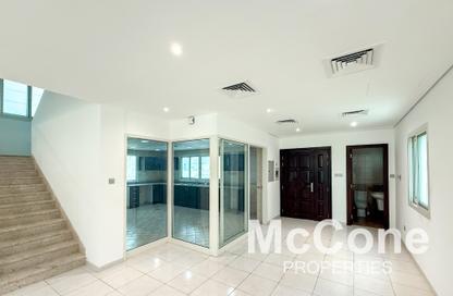 Villa - 4 - 4 for rent in Nakheel Circle Villas - Jumeirah Village Circle - Dubai