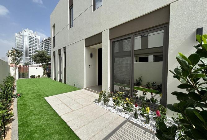 53182417 - Property Image 2