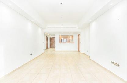 Apartment - 2 Bedrooms - 2 Bathrooms for rent in Marina Residences 2 - Marina Residences - Palm Jumeirah - Dubai Apartment - 2 Bedrooms - 2 Bathrooms for rent in Marina Residences 2 - Marina Residences - Palm Jumeirah - Dubai