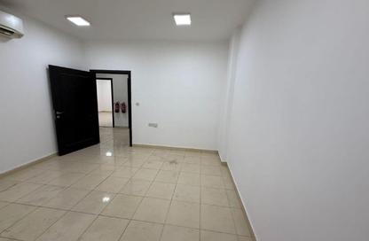 Office Space - Studio for rent in Mussafah Industrial Area - Mussafah - Abu Dhabi