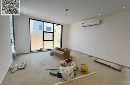 Villa - 5 - 6 for rent in Al Zaheya Gardens - Al Zahya - Ajman