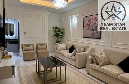 Villa - 4 - 6 for rent in Al Zaheya Gardens - Al Zahya - Ajman Villa - 4 - 6 for rent in Al Zaheya Gardens - Al Zahya - Ajman