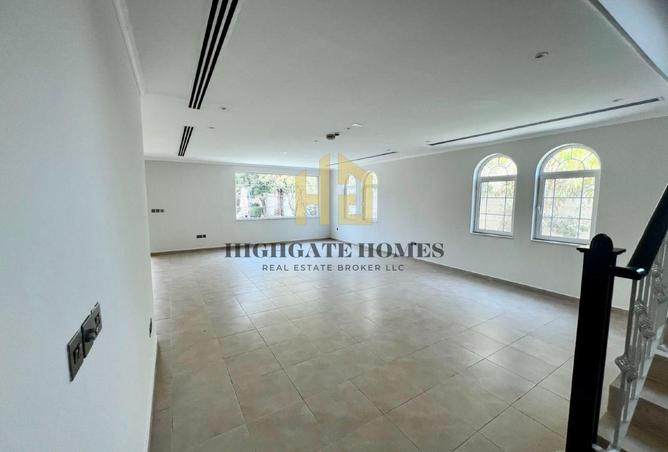131100451 - Property Image 3
