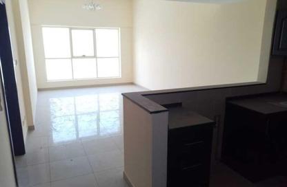 Apartment - 1 Bedroom - 2 Bathrooms for rent in Dana Tower - District 12 - Jumeirah Village Circle - Dubai