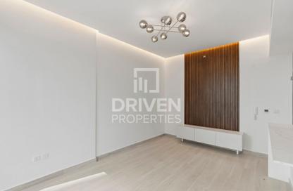 Apartment - 1 Bedroom - 2 Bathrooms for sale in The East Crest by Meteora - District 17 - Jumeirah Village Circle - Dubai