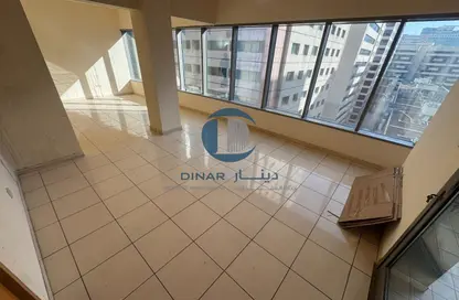 Apartment - 3 Bedrooms - 5 Bathrooms for rent in Sheleila Tower - Al Khalidiya - Abu Dhabi