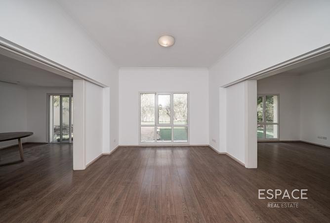 141914648 - Property Image 3