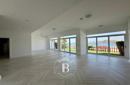Villa - 5 Bedrooms - 6 Bathrooms for rent in Palma Residences - Palm Jumeirah - Dubai