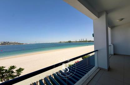 Villa - 5 Bedrooms - 6 Bathrooms for rent in Palma Residences - Palm Jumeirah - Dubai