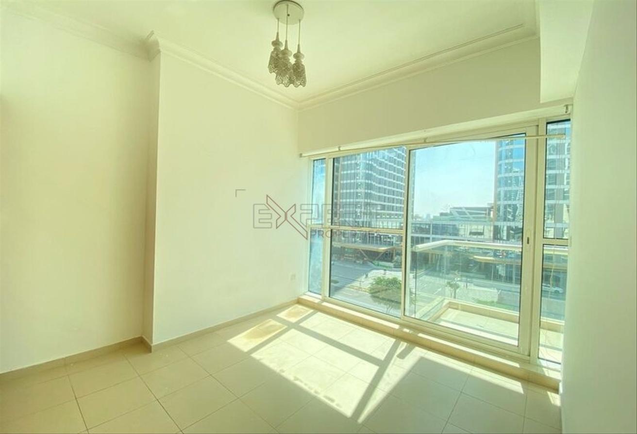 Modern Living Space | Business Bay Address photo 7