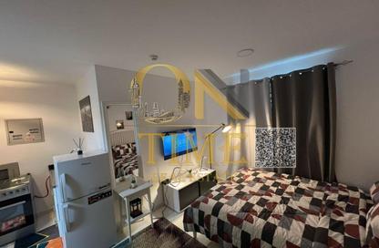 Apartment - Studio - 1 for rent in Corniche Tower - Ajman Corniche Road - Ajman