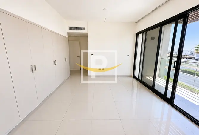 122929042 - Property Image 3